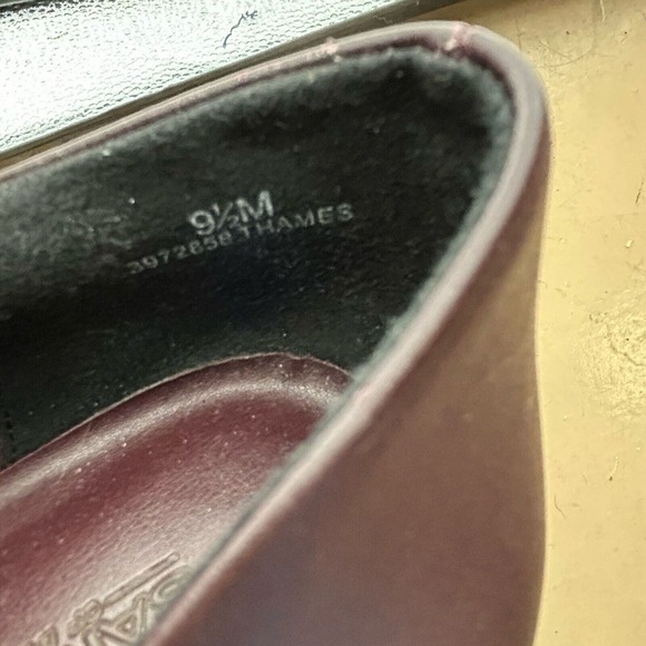 Sandler of Boston Leather Side Zippered Bootie Size 9.5 Maroon Flaw - Picture 13 of 16